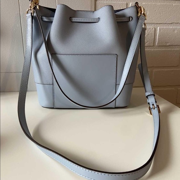 *Sold* Michael Kors Blue Bucket Bag - Picture 5 of 5